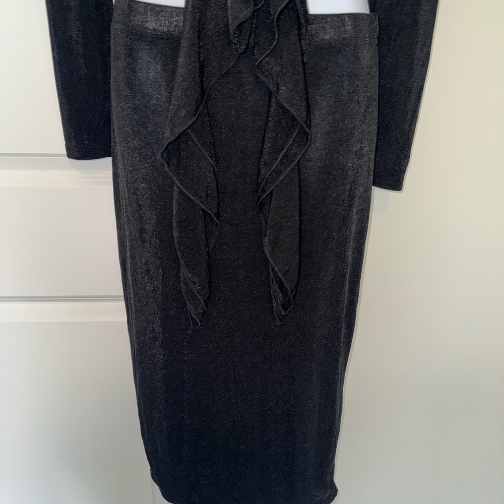 Black Ruffled Two Piece - Picture 3 of 4
